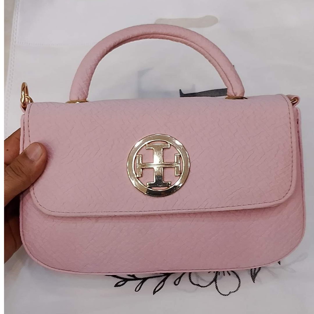 Eval Torry – Blush Pink