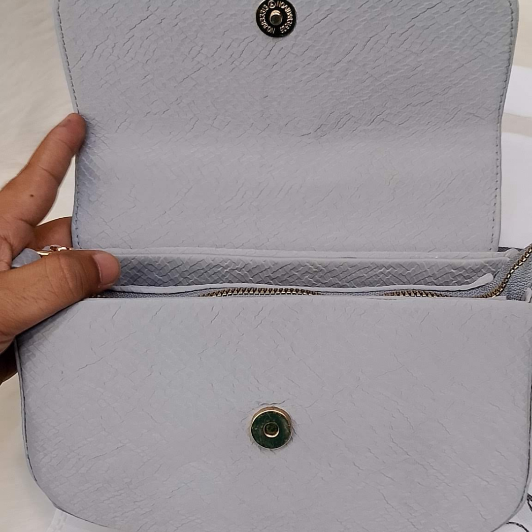 Eval Torry – Stone Grey