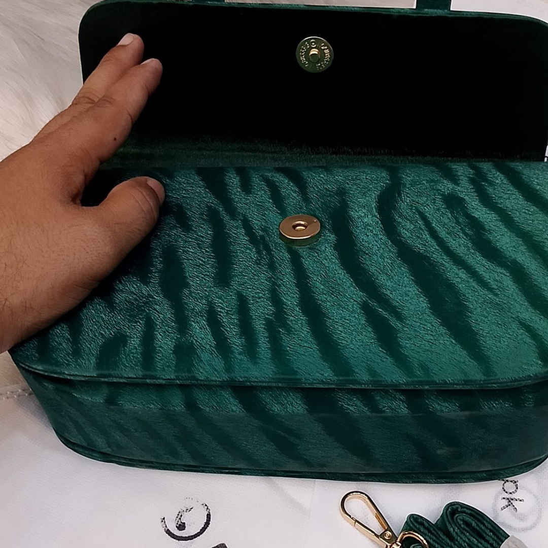 Eval Formé - Emerald Green