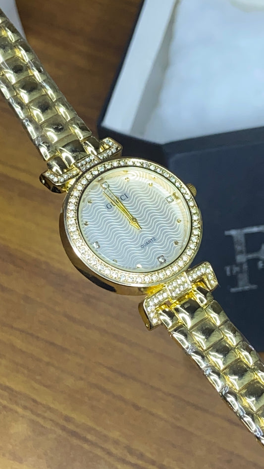 LATEST ARTICAL WOMAN STONE MODEL