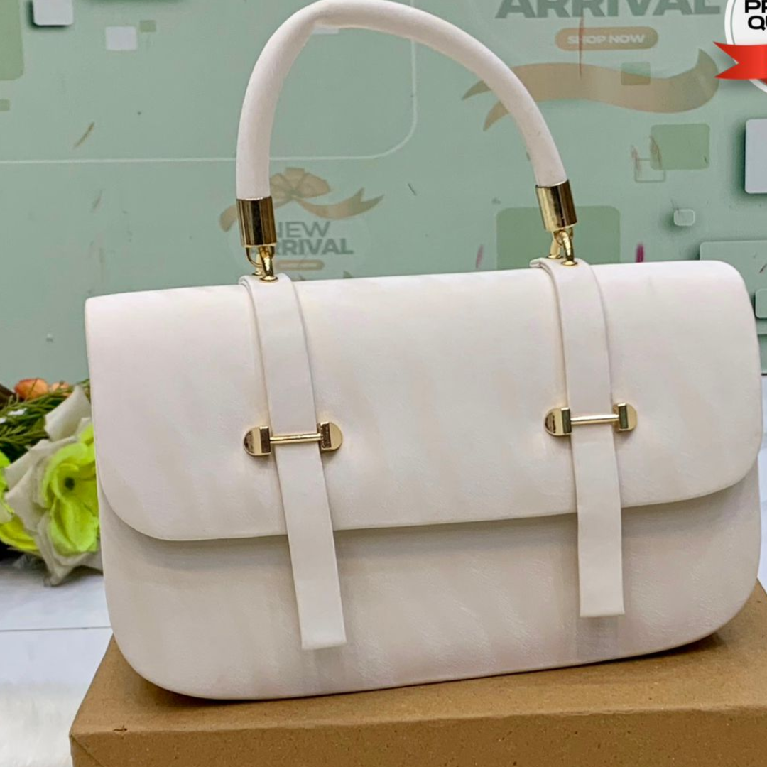 Eval Formé – Ivory White