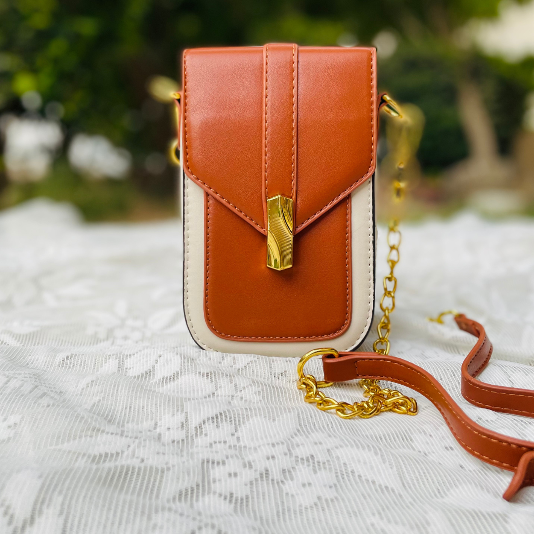 Eval Emberline – Terracotta Charm