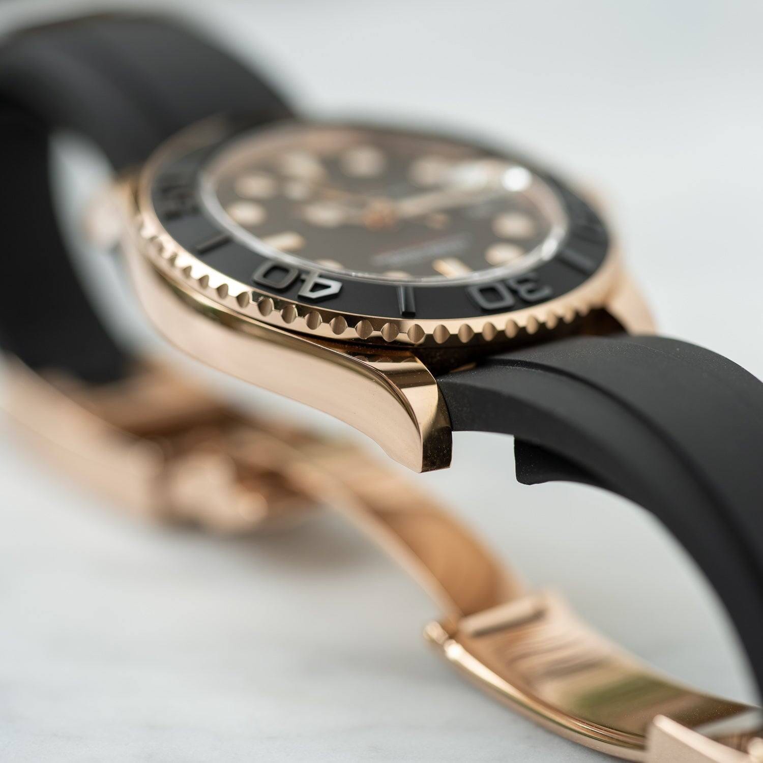 Movement rose  Golden Men Watch