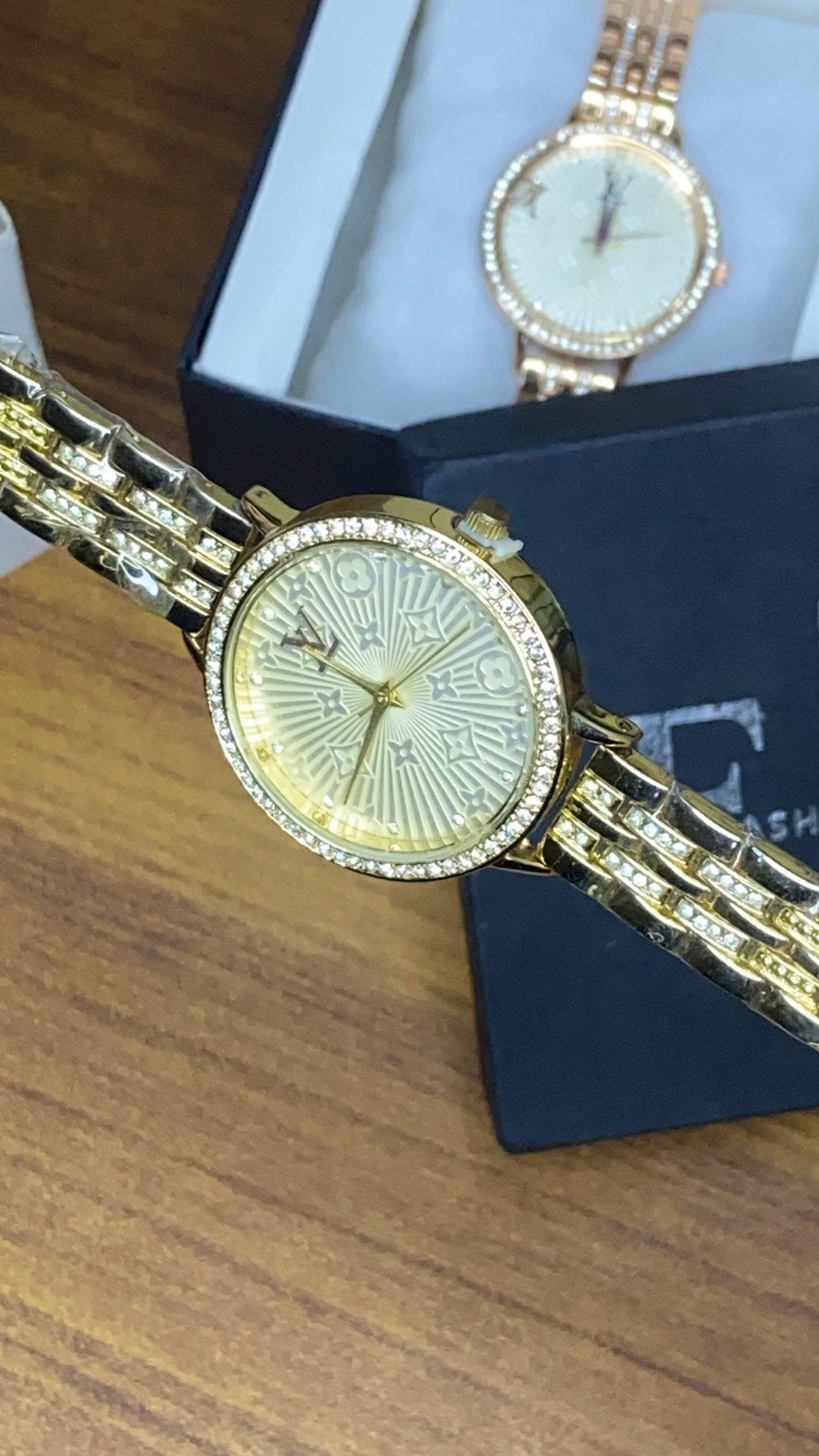 woman stone model  demanding article