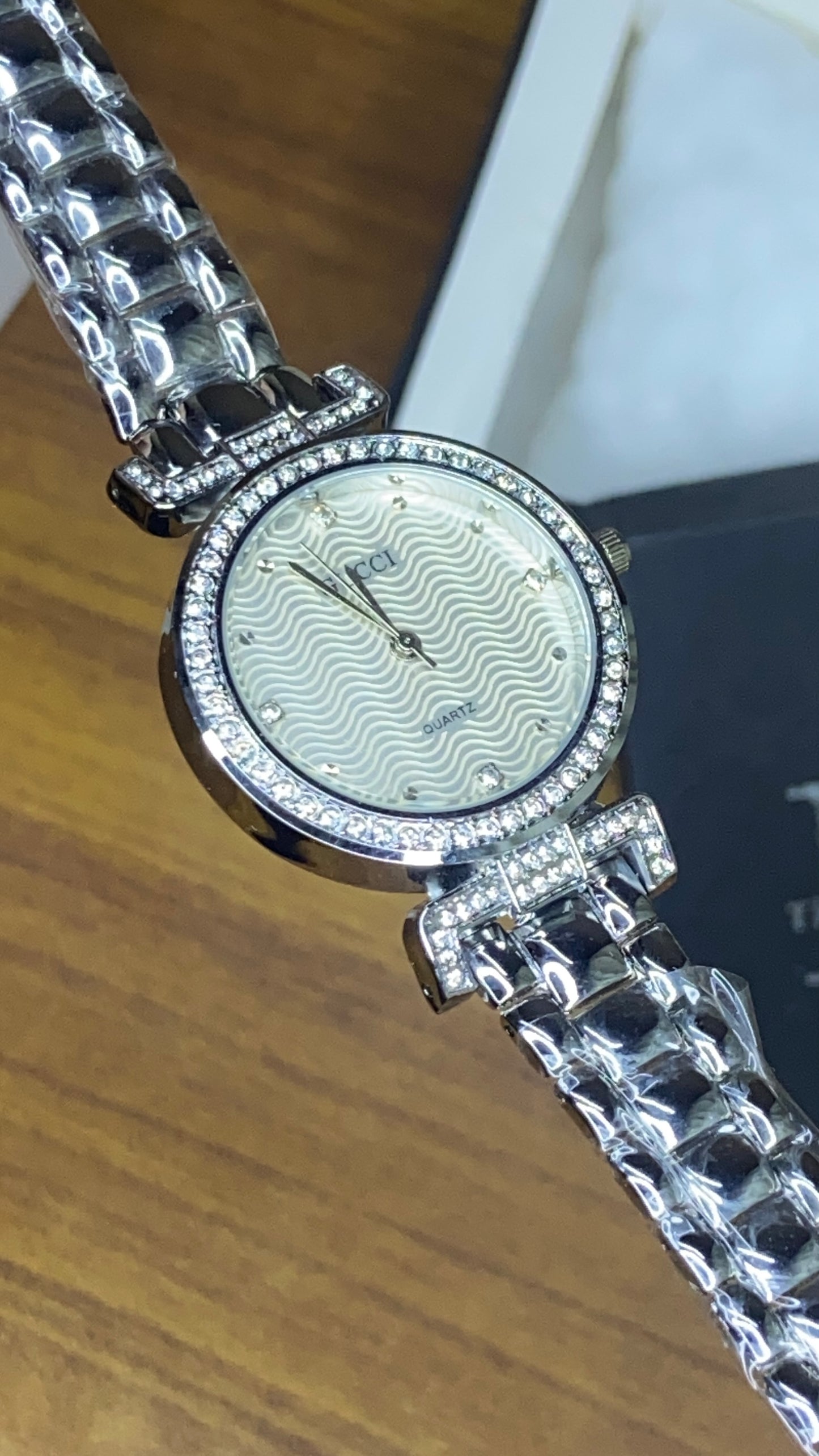 LATEST ARTICAL WOMAN STONE MODEL