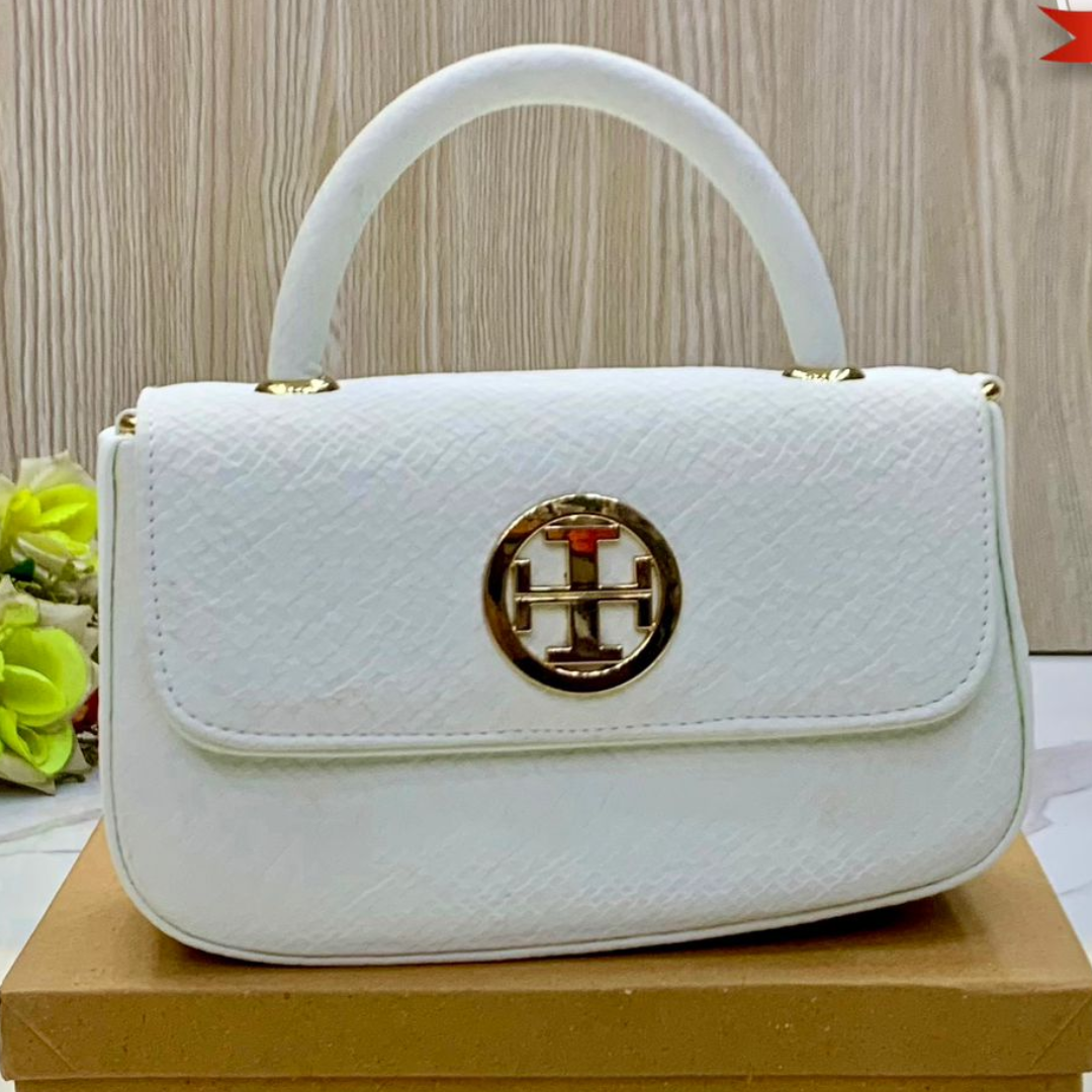 Eval Torry – Classic White