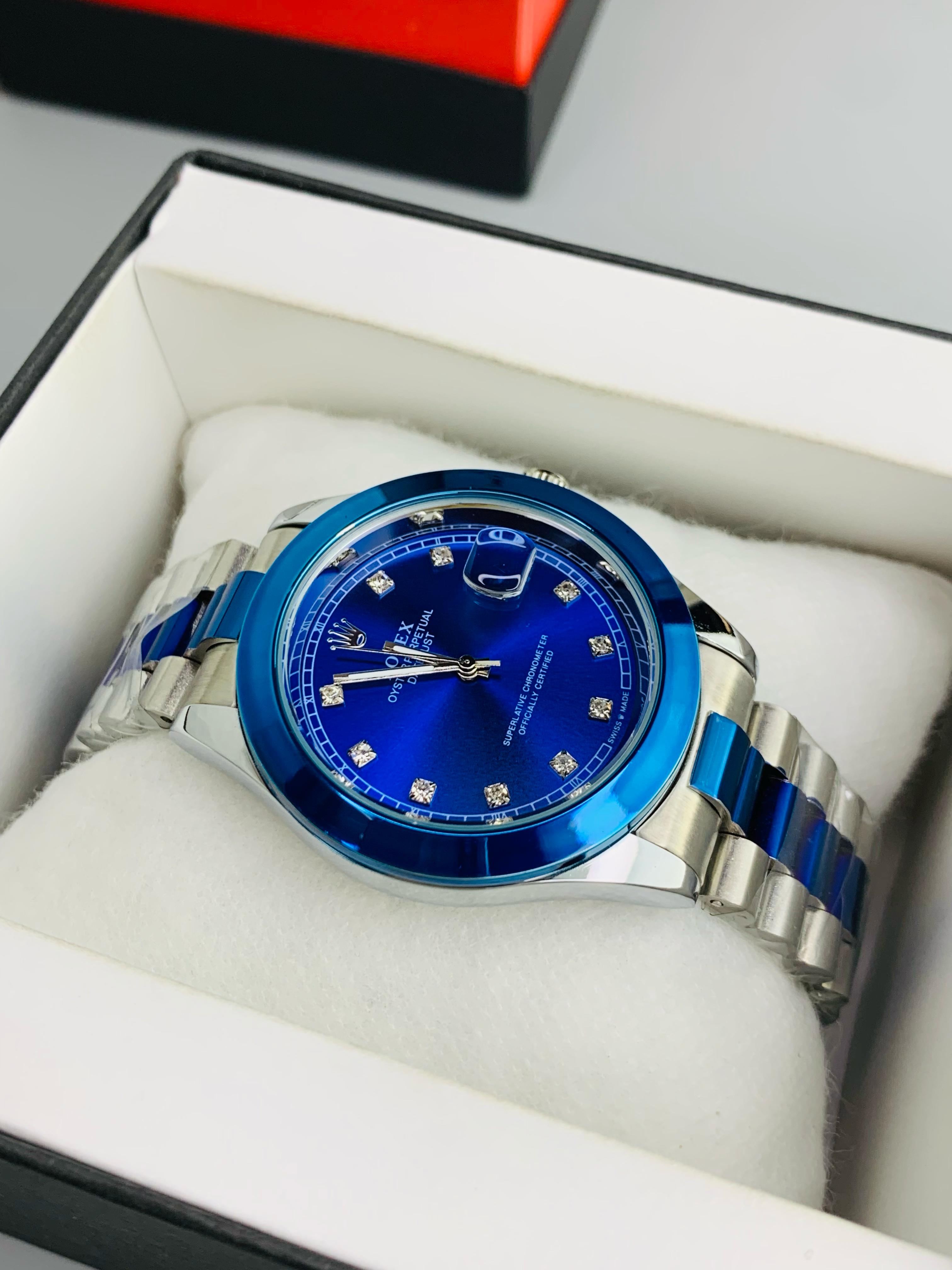 Blue Two Tone Model