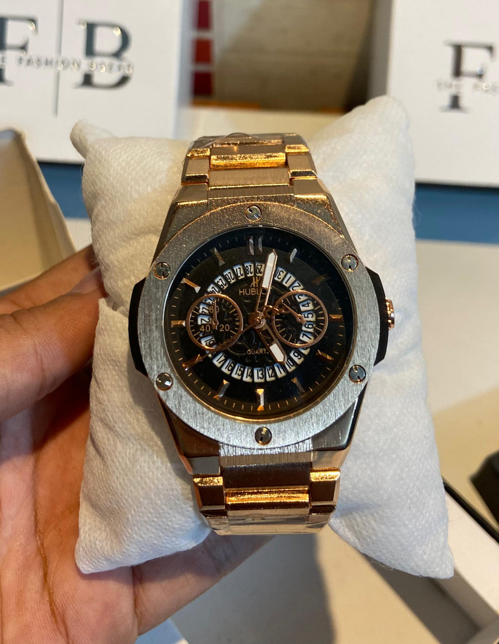 HB GOLDEN CUTS WATCH