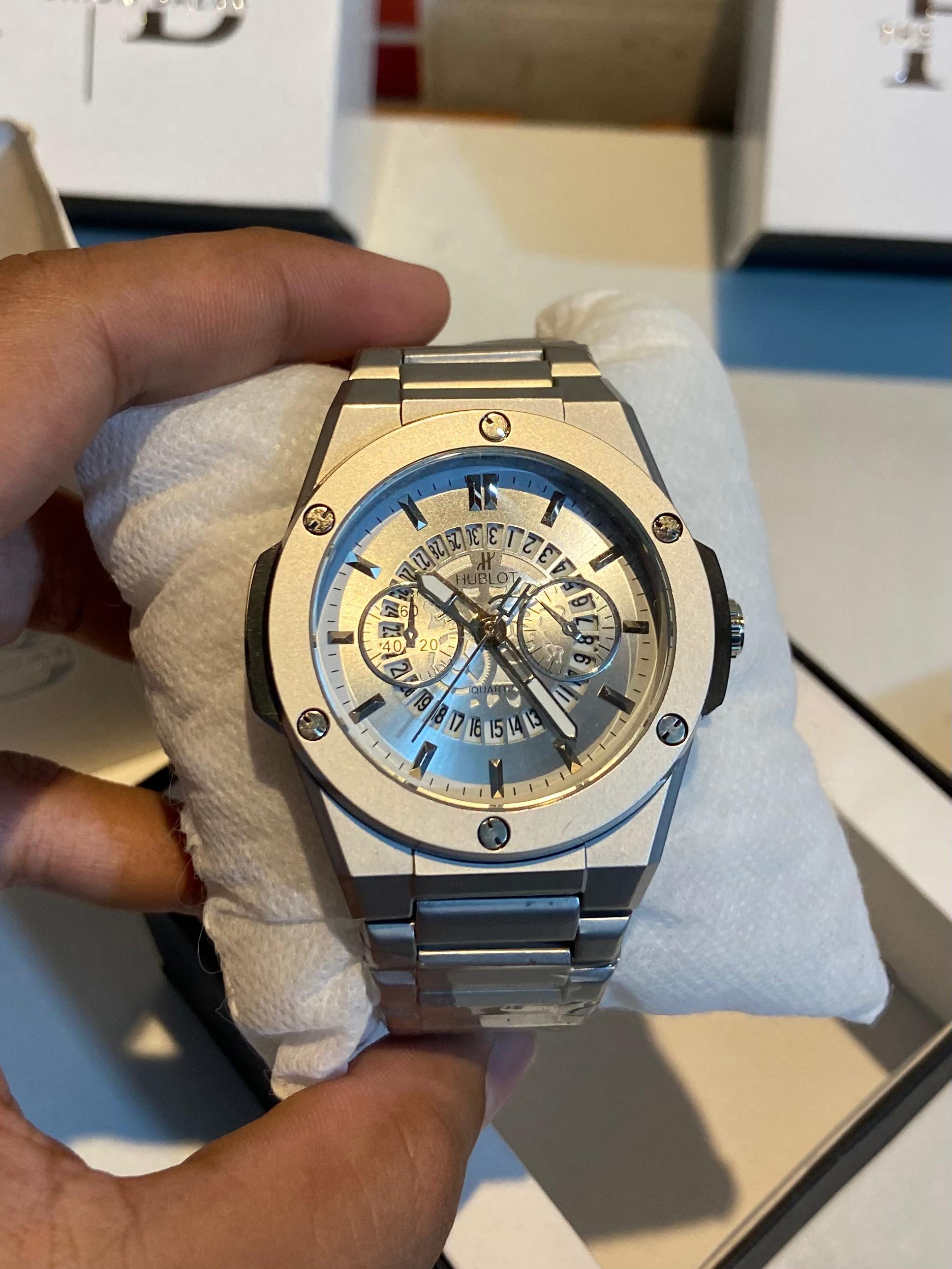 HB FULLY WHITE DAIMOND CUTS
